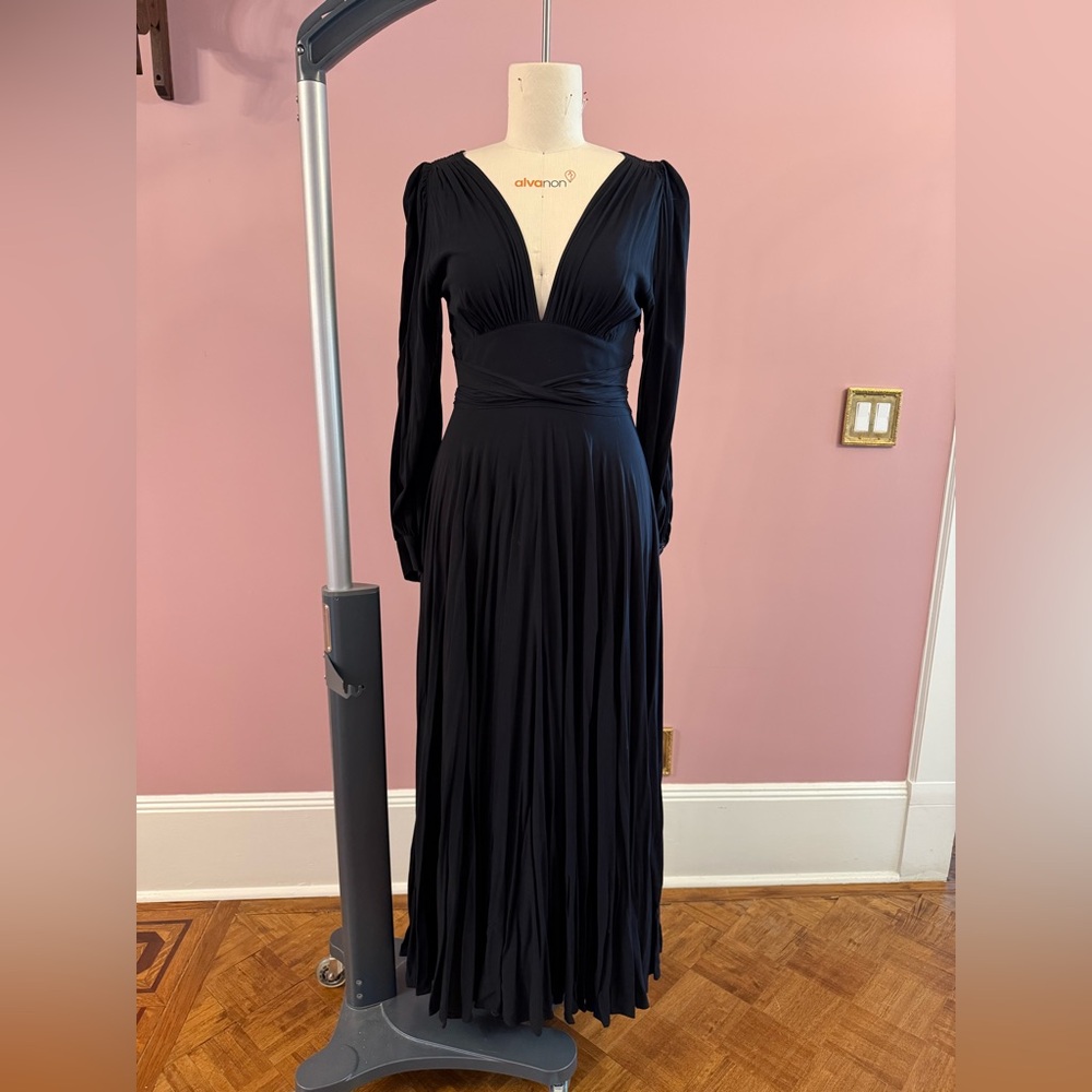 Trashy Diva Gene Black Plunging V-Neck Long Sleeve Maxi Dress